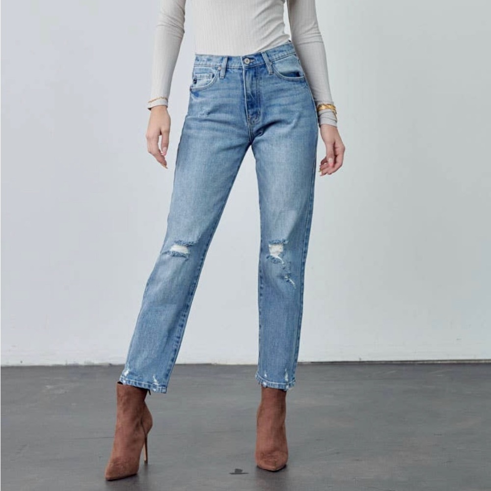 Kan Can High Rise Mom Blue Jeans